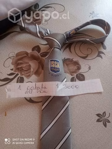 Ropa de liceo isca - Imagen 2