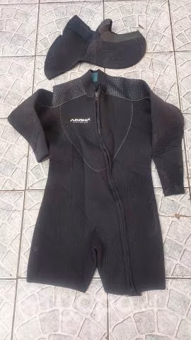 Vendro Trajes de Buceo muy poco uso - Imagen 2
