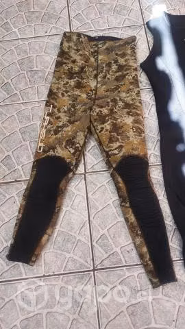 Vendro Trajes de Buceo muy poco uso