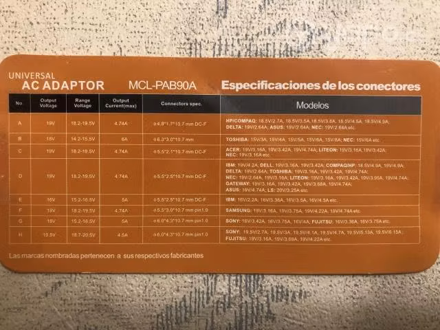 Cargador universal Notebook - Imagen 3