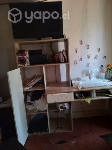 Escritorio y comoda