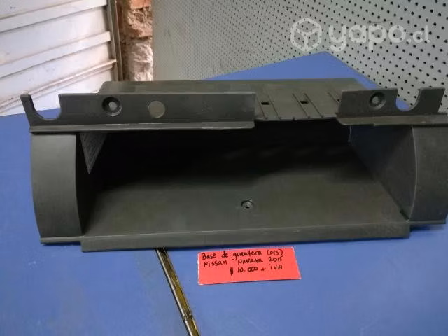 Base guantera Nissan Navara 2008 al 2015