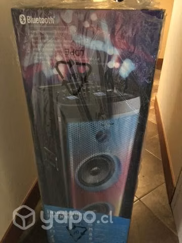 Televisor y parlante