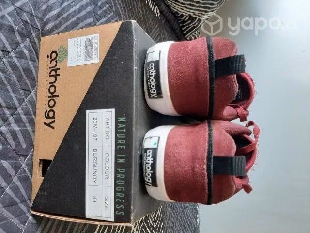 Zapatillas cuero