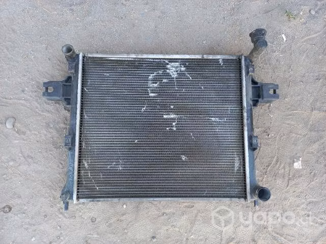Radiador agua Jeep Cherokee 2009