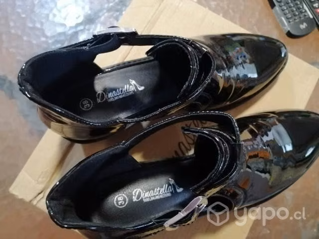 Sandalias