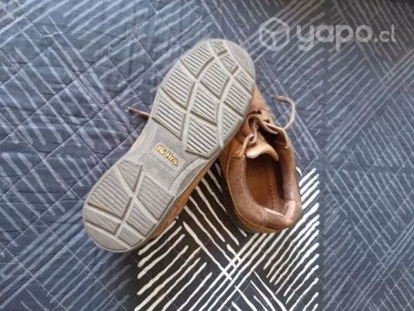 Zapatos 16 horas