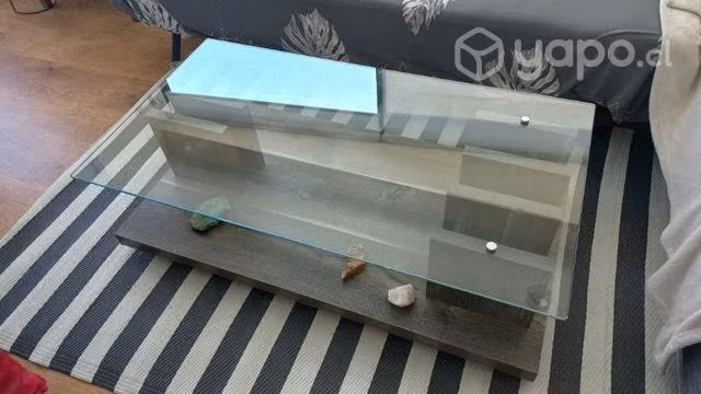 Mesa de centro en madera y vitrio