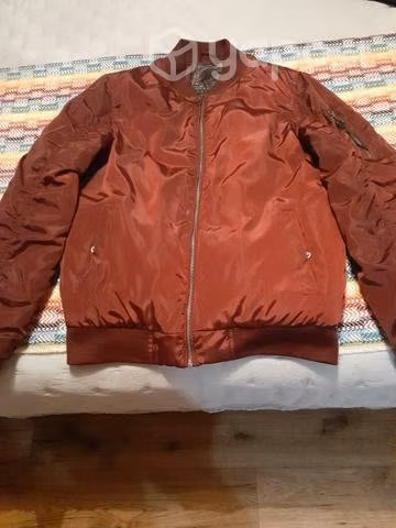 Chaqueta y polerón