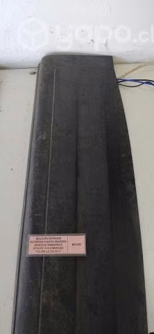 Moldura Inferior Exterior Puerta Tras der (VTA101)