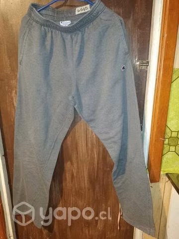 Buzo champions original talla M