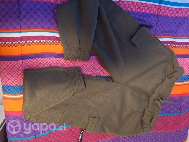 Lote de ropa nueva - Imagen 4