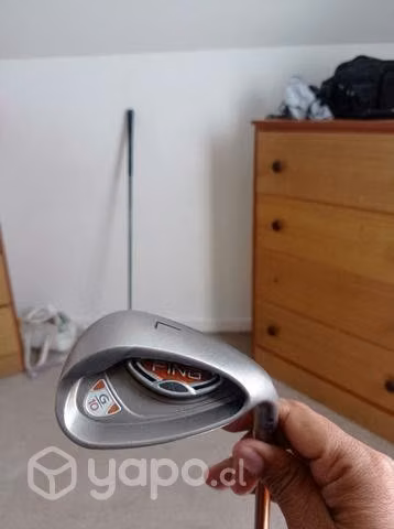 Palo de golf marca ping L