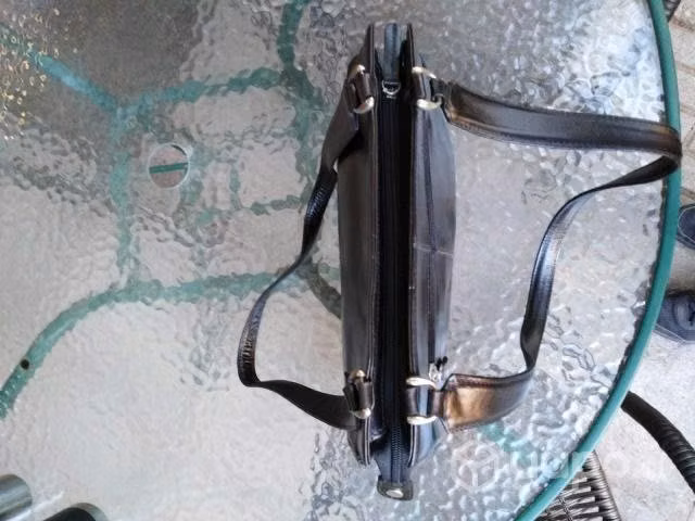 Cartera de cuero