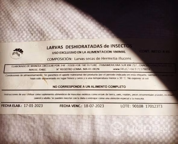 Alimento Deshidratado de larva Mosca S. Negra