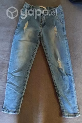 Jeans, muy poco uso. 10 años