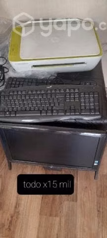 Impresora + computador +2 teclados