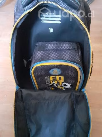 Mochila de niño con lonchera