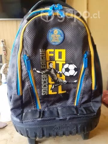 Mochila de niño con lonchera