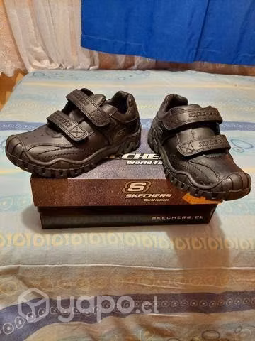 Zapatos de colegio nuevos