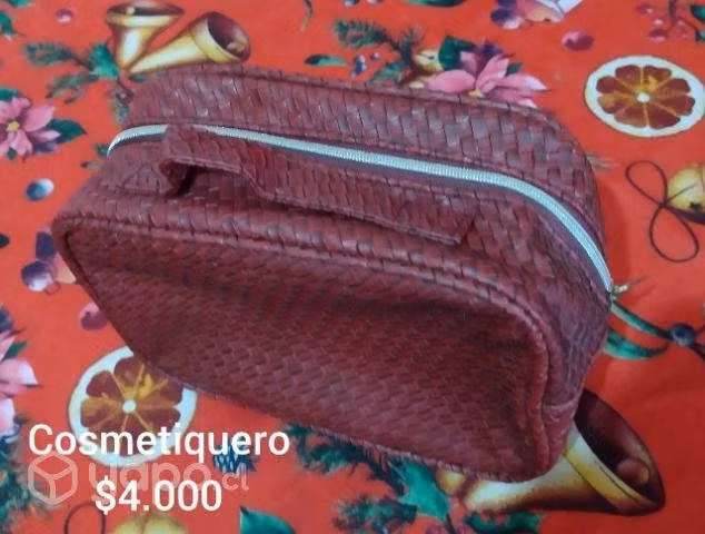 ropita usada como nueva varias prendas