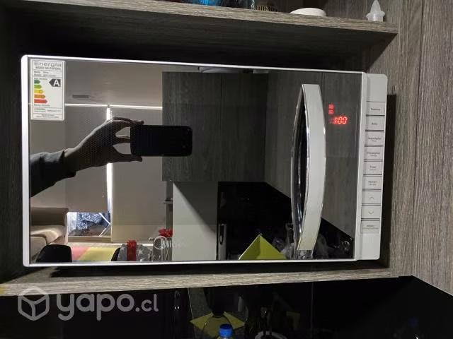 Microondas Midea 23Litros
