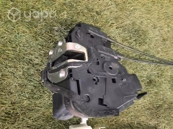 Chapa de puerta delantera derecha kia rio 5 2020