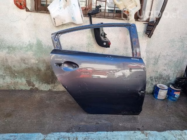 Puerta trasera derecha mazda 6 14-20