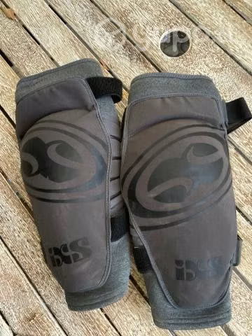 Rodilleras IXS carve EVO+