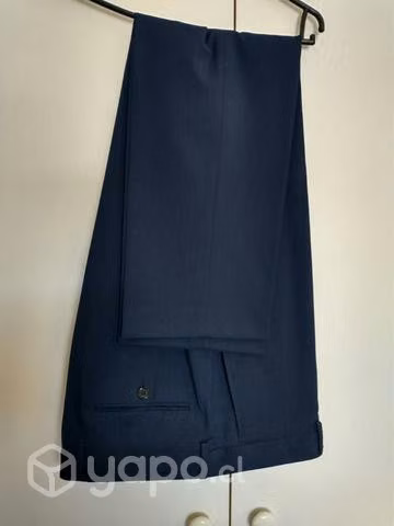 Terno azul , talla 50 , marca Trial