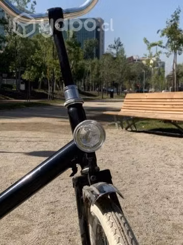 "Mini bike" con piezas de Brooks Brothers