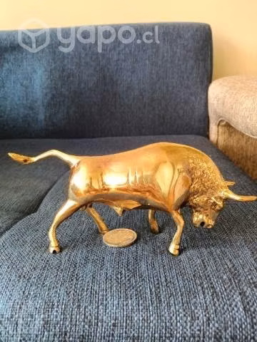 Toro español de bronce coleccionable - Imagen 5