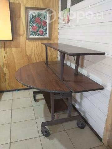 Bar de color café
