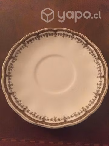 Plato de loza inglesa , bordes dorados