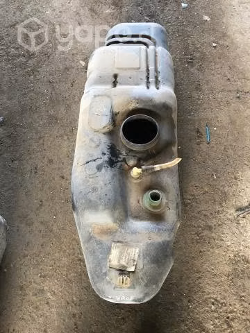 Estanque combustible (30) Volkswagen Amarok 2015