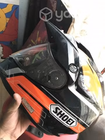 Casco shoei