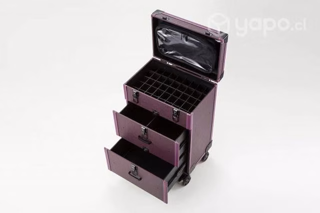 Maleta de manicure y maquillaje