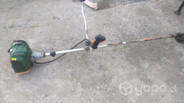 Maquina de cortar pasto