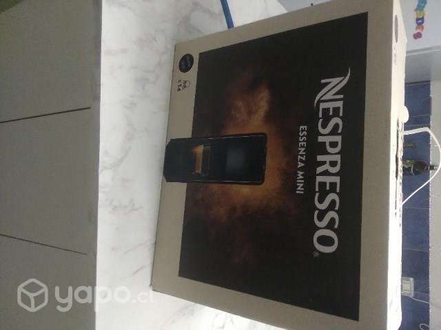 Cafetera nexpresso essenza mini - Imagen 2