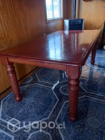 Mesa de Castaño