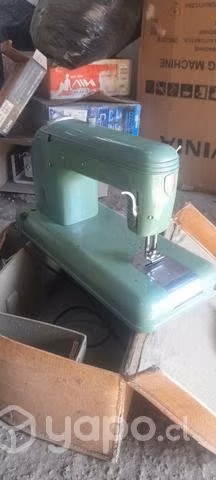 Maquina coser antigua