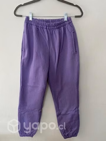 Pantalón buzo con puño lila talla S