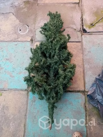 Arbol de pascua 1.30 marca krea