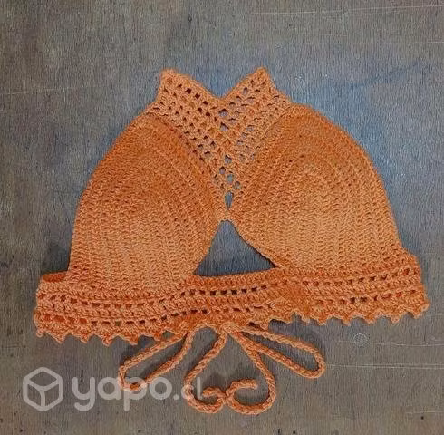 Crop top a crochet