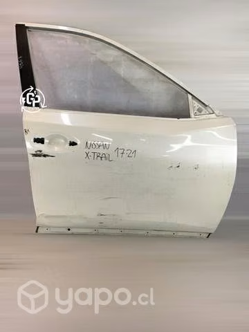 Puerta delantera rh Nissan xtrail 2017-2021