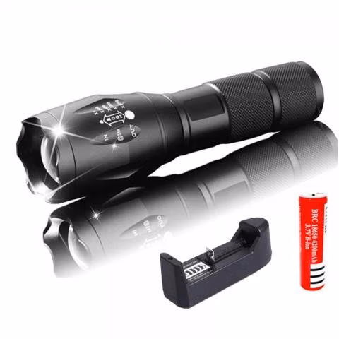 Linterna Led Tactica Zoom Potente Recargable Largo