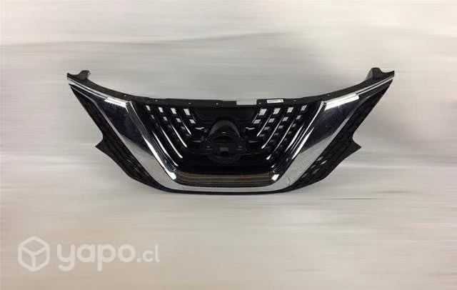 Máscara Nissan Murando