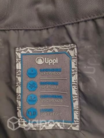 Chaqueta lippi impermeable
