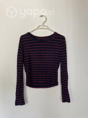 Polera de tallas azules y rojas, talla S elasticad