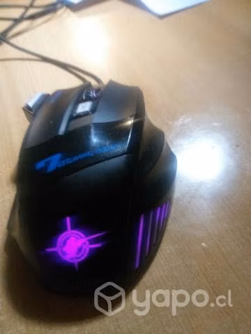 Mouse gamer y teclado nuevos